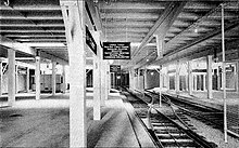 Park Street Station la scurt timp după deschidere, în jurul anului 1898  