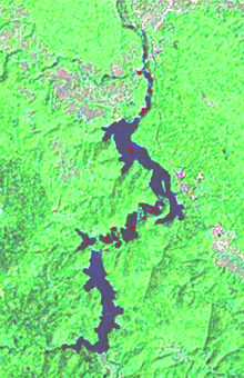 Zicht op de meren op een satellietbeeld