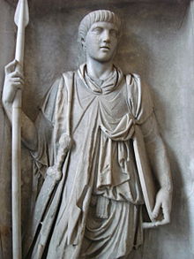 Roomalainen preetoriaanikaartin patsas  