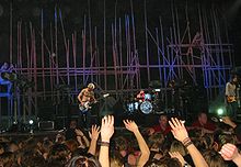 Um show da Red Hot Chili Peppers em Estocolmo, em 2003