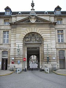 L'entrée Mazarin de l'hôpital de la Pitié-Salpêtrière