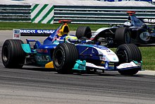 Giancarlo Fisichella rijdt voor het Sauber-team tijdens de Grand Prix van de Verenigde Staten van 2004 in Indianapolis.  