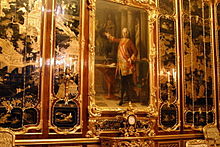 Vieux-Laque room with the portrait of Francis I by Pompeo Batoni