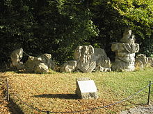 Remains of the north-eastern trophy group of the Gloriette, built in the second half of the 18th century and destroyed by bombs in February 1945.