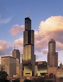 Nieuwe technologie maakt nieuwe soorten gebouwen mogelijk, zoals de Willis Tower in Chicago