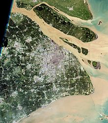 Satellite image of Shanghai, Landsat 7 August 15, 2005