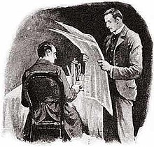 Watson lendo más notícias para Holmes em The Five Orange Pips. Uma ilustração da revista The Strand, onde muitas das histórias foram originalmente publicadas.