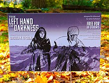 Allekirjoitus The Left Hand of Darkness -näytelmää varten Oregonin yliopistossa, Eugenen kaupungissa  