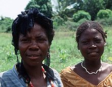 Bantu women farmers near Kismaayo, 1993