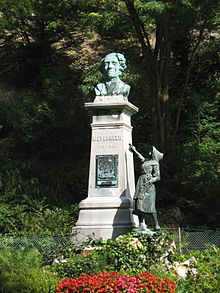 Meyerbeerova socha v belgickém městě Spa, kde mnohokrát pobýval.  