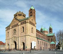 Katedra w Speyer, największa istniejąca do dziś budowla romańska.