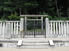 Santuário xintoísta e mausoléu em homenagem à imperatriz Suiko.