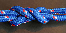 Een knoop, op een touw, gemaakt van Nylon