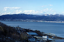 Il lago Itomori si trova sul lago Suwa a Nagano