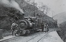 Talyllyn aan de voet van de Alltwyllt helling. Dit is waar het Nant Gwernol-station vandaag de dag is. De foto is genomen in 1890.