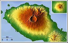 Tambora on the Sanggar Peninsula. Right above in the same scale the Vesuvius near Naples as size comparison