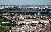 Het Pentagon in 1998, dat werd beschadigd nadat vlucht 77 van American Airlines erop was neergestort.  