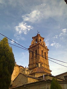 Klokketårnet i La Asuncion-kirken.  