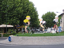 Typical design of a roundabout during the tour