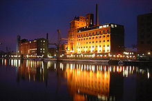 Former warehouse row in Duisburg's inner harbour repurposed for offices and leisure activities