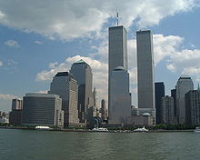Het World Financial Center staat bij het World Trade Center in augustus 2000.