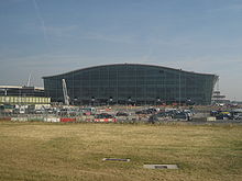 Terminal 5 in juli 2006. Hier wordt nog steeds gebouwd; nu is het open.