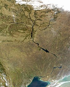 Una imagen de satélite de la NASA del Dniéper y sus afluentes.  