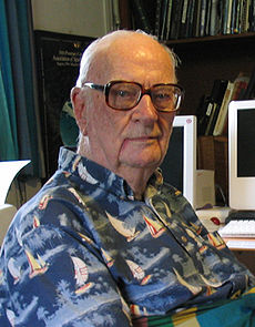 Ο Sir Arthur C. Clarke στο σπίτι του το 2005