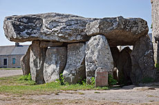 Crucunon dolmen  