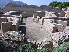 Rovine di Villa Jovis a Capri, dove Tiberio trascorse molti dei suoi ultimi anni, lasciando il controllo dell'impero nelle mani del prefetto Sejanus