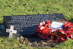 Monumento de la Asociación de Veteranos de Pruebas Nucleares Británicas en Leicester.  