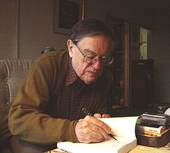Donald Keene tokiói otthonában 2002-ben.