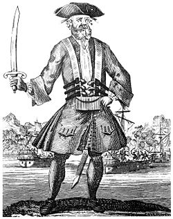 Edward Teach, originalmente de uma gravura de Benjamin Cole em A General History of the Robberies and Murders of the Most Notorious Pirates (1724)