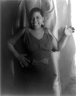 Porträtt av Bessie Smith efter hennes krasch  