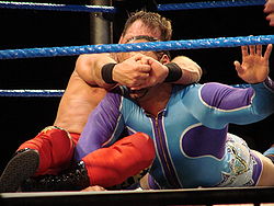 Chris Benoit interprétant son Crippler Crossface sur MVP