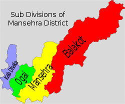 Mapa que muestra las subdivisiones administrativas del distrito de Mansehra. Kala Dhaka se encuentra en el oeste del distrito.  