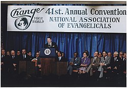 Reagan dirigindo-se à Associação Nacional de Evangélicos, 1983 