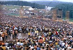 Multidão em Woodstock