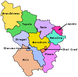 Mapa del distrito de Šumadija, que incluye partes centrales de la región de Šumadija  