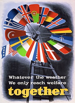 Um dos vários cartazes criados para promover o Plano Marshall na Europa. A bandeira azul-branca entre as bandeiras alemã e italiana é uma versão da bandeira de Trieste.