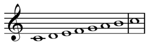 C majeur toonladder. De achtste noot is een octaaf hoger dan de eerste. Het interval (verschil in toonhoogte) tussen de derde en vierde noot is kleiner. Zo ook het interval tussen de zevende en de achtste noot.  