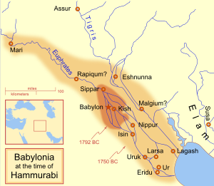 Kaart van het land dat Babylon bezat toen Hammurabi koning werd rond 1792 v. Chr. (rood), en toen hij stierf rond 1750 v. Chr. (oranje)