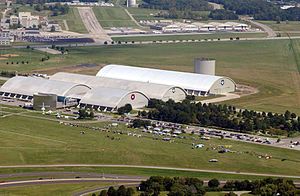 Näkymä Yhdysvaltain ilmavoimien kansallismuseoon (National Museum of the United States Air Force)  