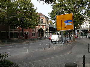 Schlesisches Tor (metrostation), Kreuzberg