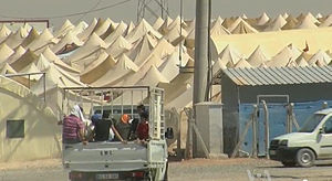 Место у границы Турции и Сирии для сирийцев, спасающихся от гражданской войны в Сирии (2012). Многие потеряли свои дома.