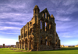 Les ruines de l'abbaye de Whitby, North Yorkshire, Angleterre