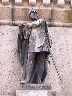 Staty av William Longsword som en del av statyn av Normandiets sex hertigar i Falaise.  