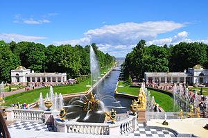 Peter's summer residence Peterhof Palace, the Russian Versailles: Great Cascade, in the background the Gulf of Finland