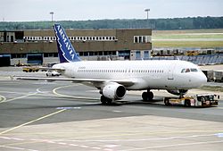 Pesawat A320 ini jatuh ke Laut Hitam dan menewaskan semua 105 penumpang dan 8 kru di dalamnya pada tanggal 10 Juli 2004. Itu adalah kecelakaan CFIT.