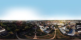360° panorama of Darmstadt over Prinz-Georg-Garten; also visible: Herrngarten, TU Darmstadt; on the horizon: left Taunus, in the middle skyscrapers of Frankfurt a. M. and on the right Offenbach Show as spherical panorama